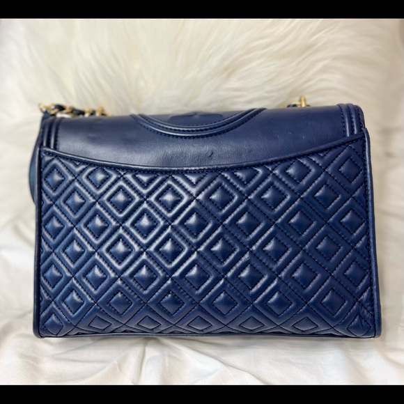 FLEMING  CONVERTIBLE SHOULDER BAG - Picture 2 of 6